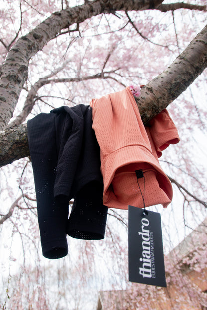 Airflow Mock Neck | Black
