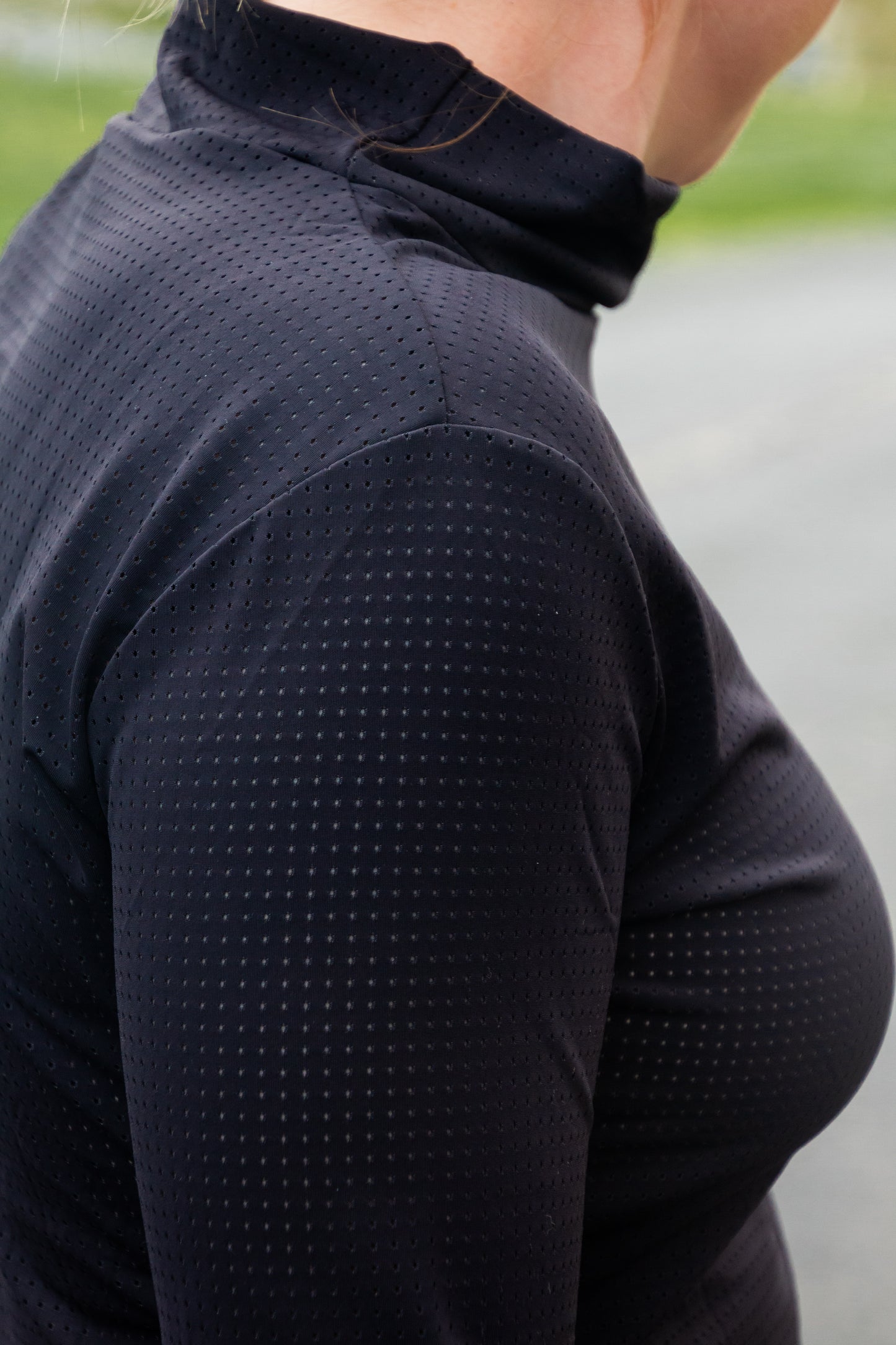 Airflow Mock Neck | Black