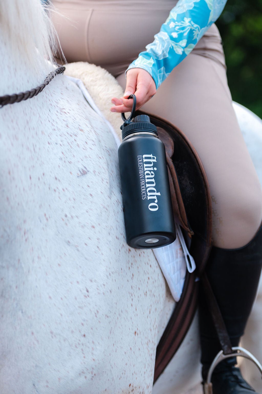 Hydrated Ride 32 oz Insulated Water Bottle - Thiandro Equestrian Products